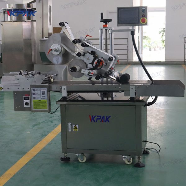 VK-FPL Automatic Flat Paging Top Side Hang Tag Plastic Bags Pouch Labeling Machine