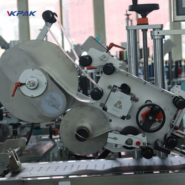 VK-FPL Automatic Flat Paging Top Side Hang Tag Plastic Bags Pouch Labeling Machine